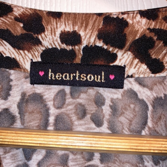 Heartsoul Animal print top with deep v neck with rouching around the v. - Picture 4 of 7
